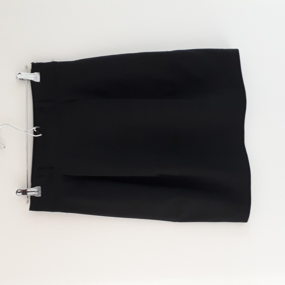 Black wool blend theory skirt